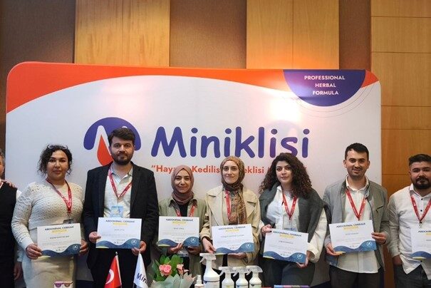 Miniklisi: Kedi ve Köpekler İçin Doğal ve Etkili Bakım Ürünleri
